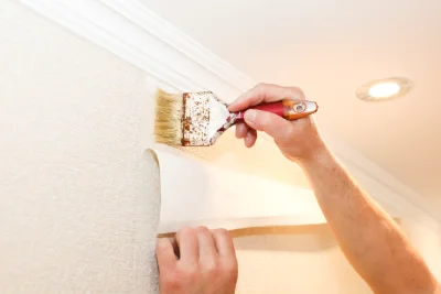 Pose de papier peint à Favresse — revêtements muraux et toiles de verre
